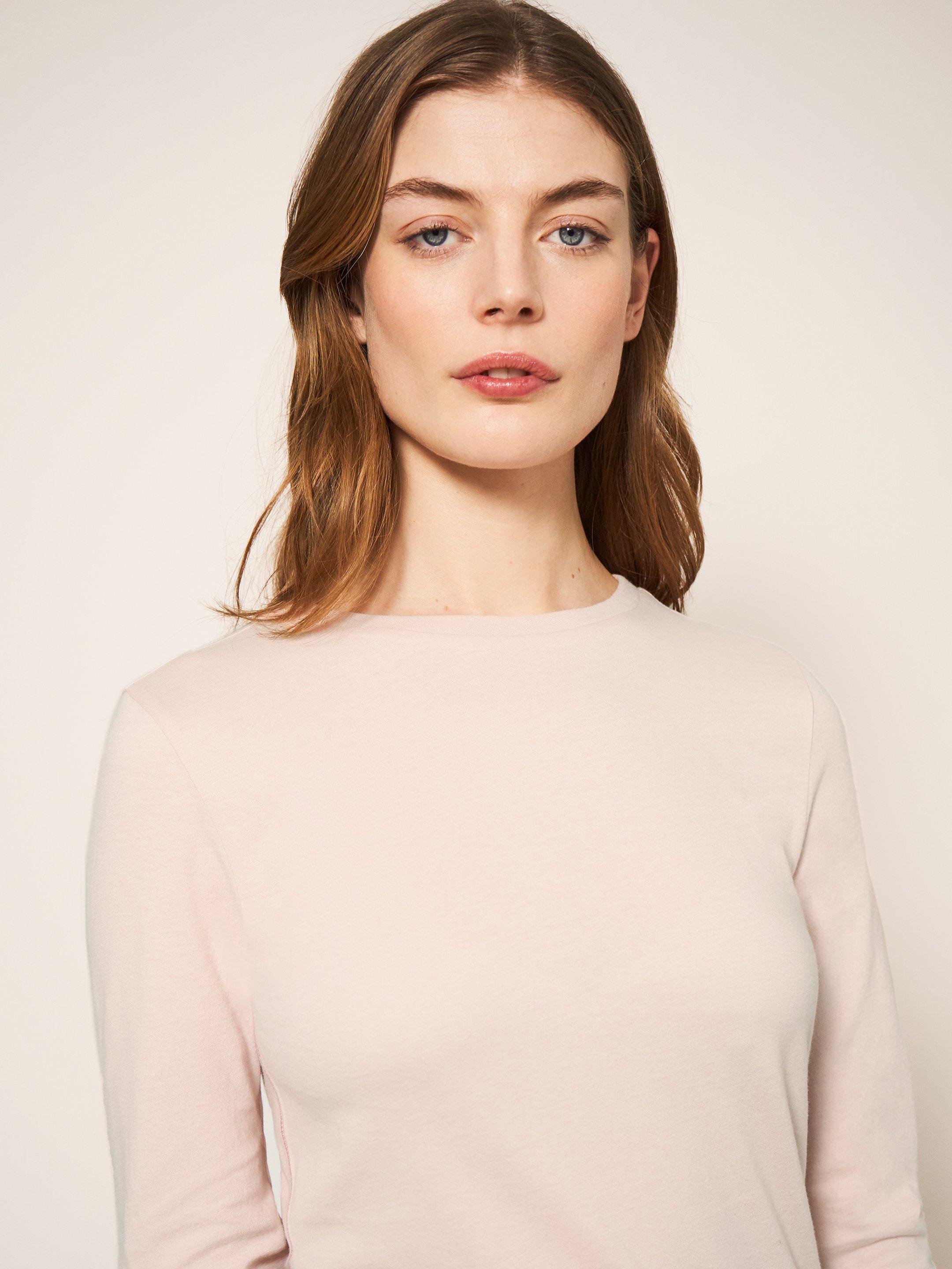 Camile Tee in LGT PINK - MODEL DETAIL