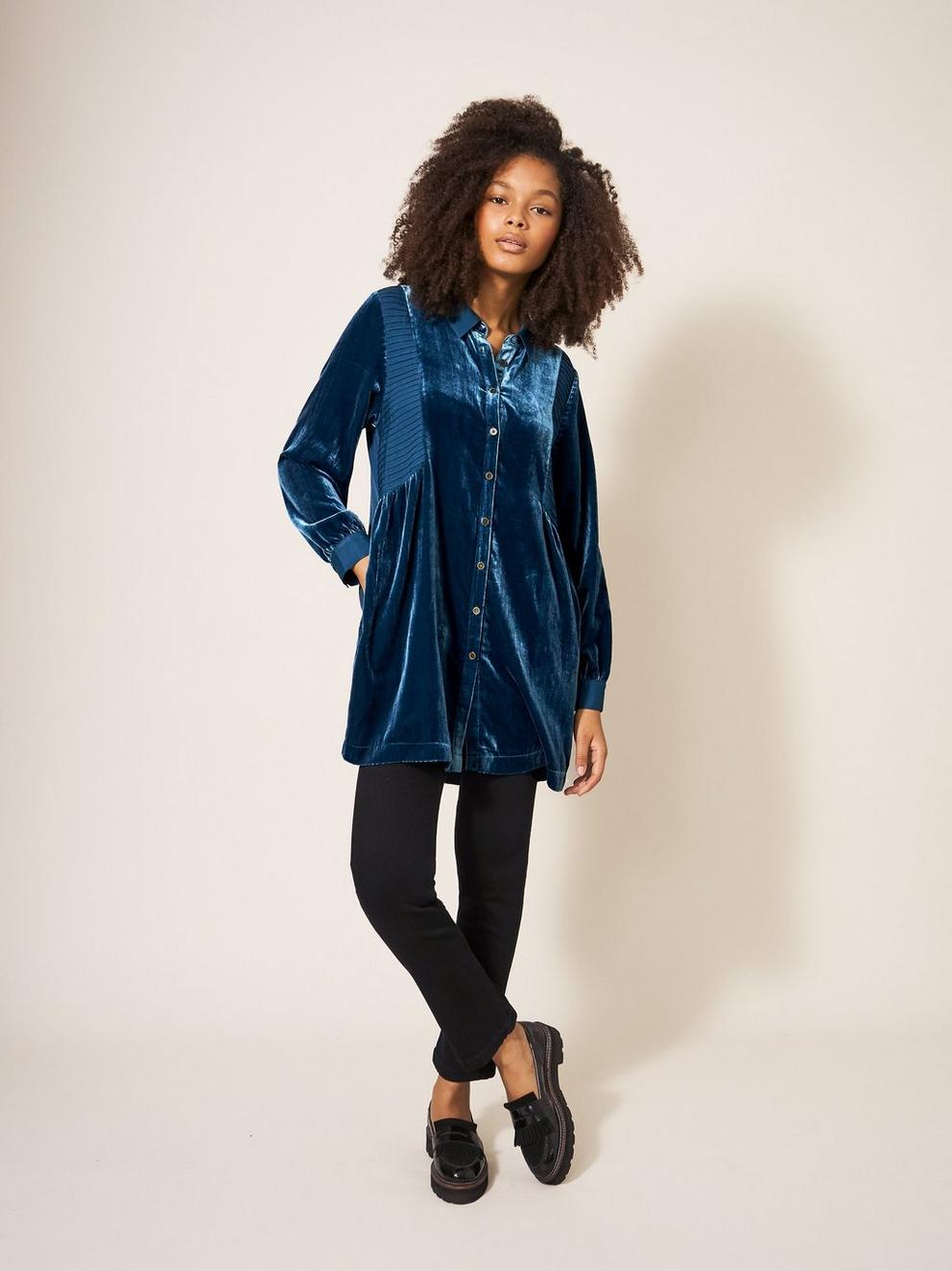 Farley Velvet Tunic in DK TEAL - LIFESTYLE