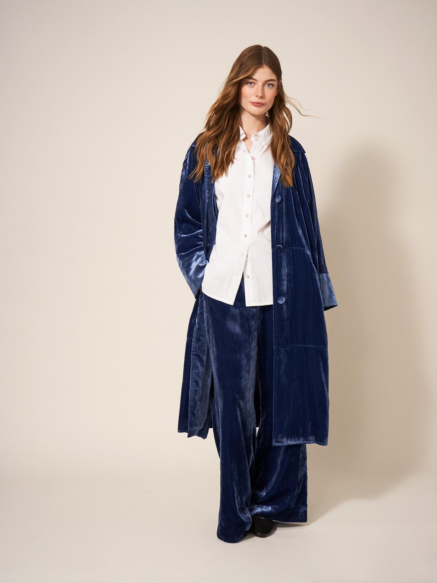 Velvet Duster Smart Coat in DEEP BLUE - LIFESTYLE