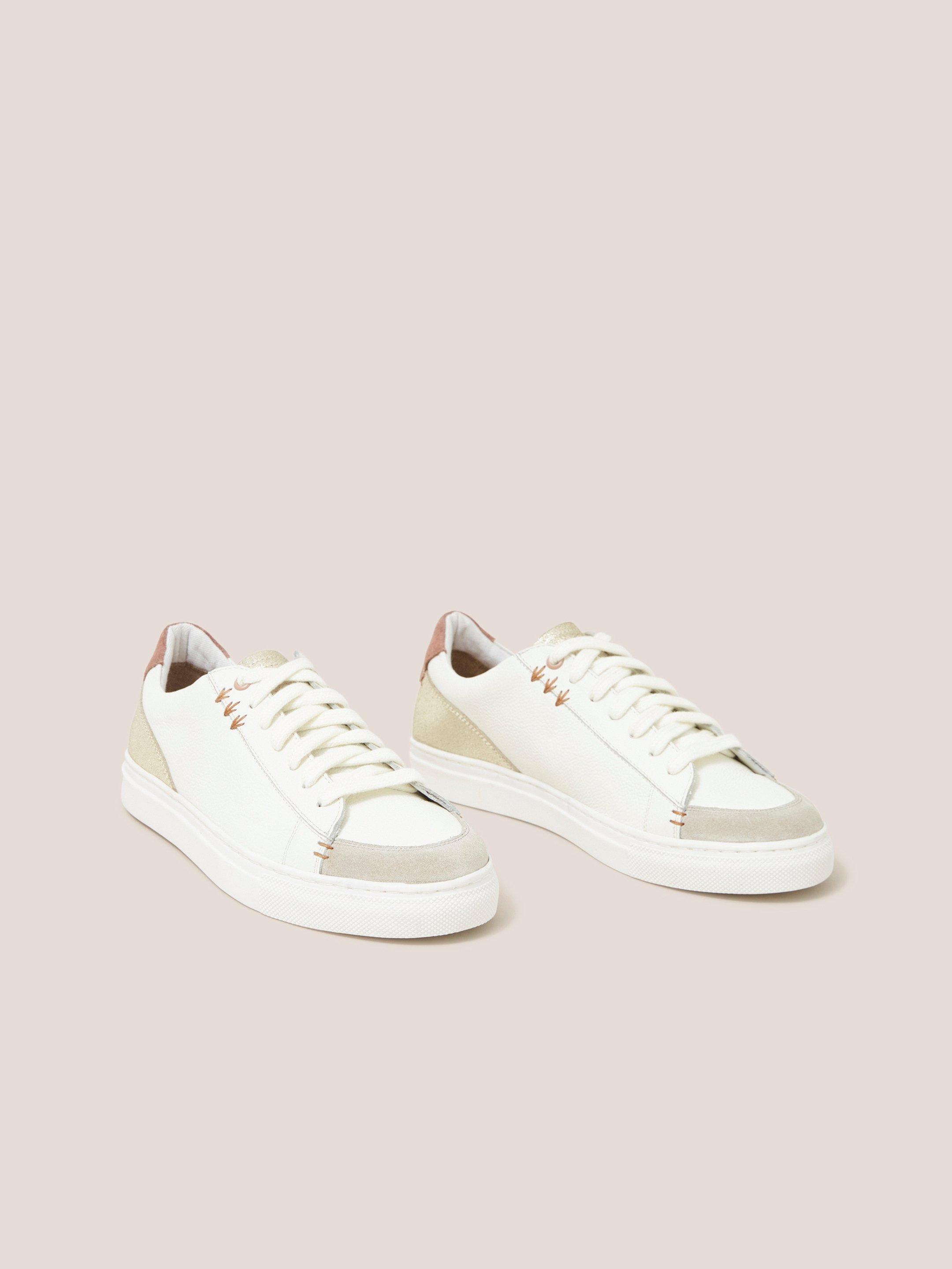Toni Trainer in WHITE MLT - FLAT FRONT