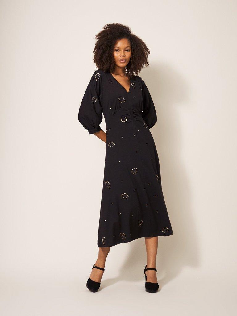 Megan Embroidered Jersey Dress in BLK MLT - LIFESTYLE