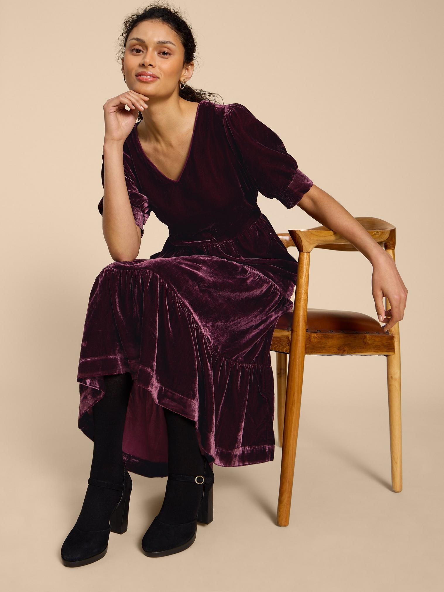 Ayra Velvet Dress in DK PLUM