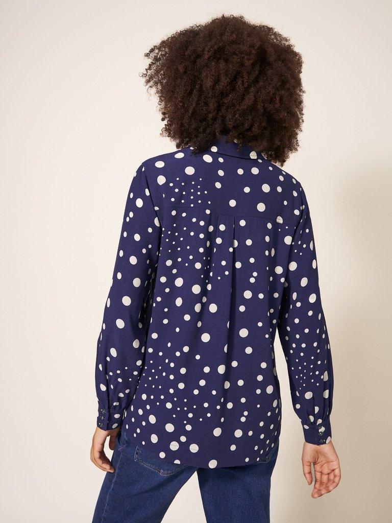 Ella Relaxed Shirt in NAVY MULTI - MODEL BACK