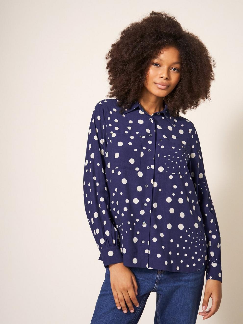 Ella Relaxed Shirt in NAVY MULTI - MODEL DETAIL