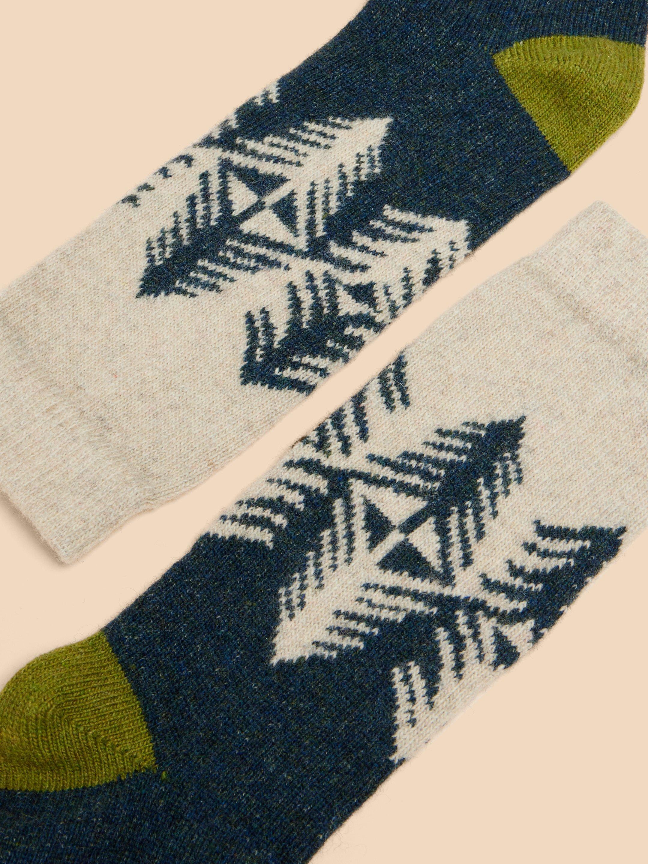Forest Scenic Wool Mix Socks in GREEN MLT - FLAT DETAIL