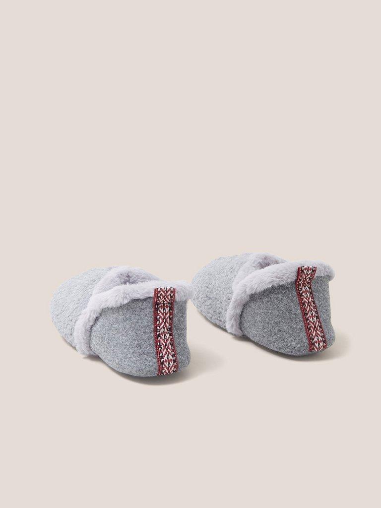 Reya Closed Back Slipper in MID GREY - FLAT BACK