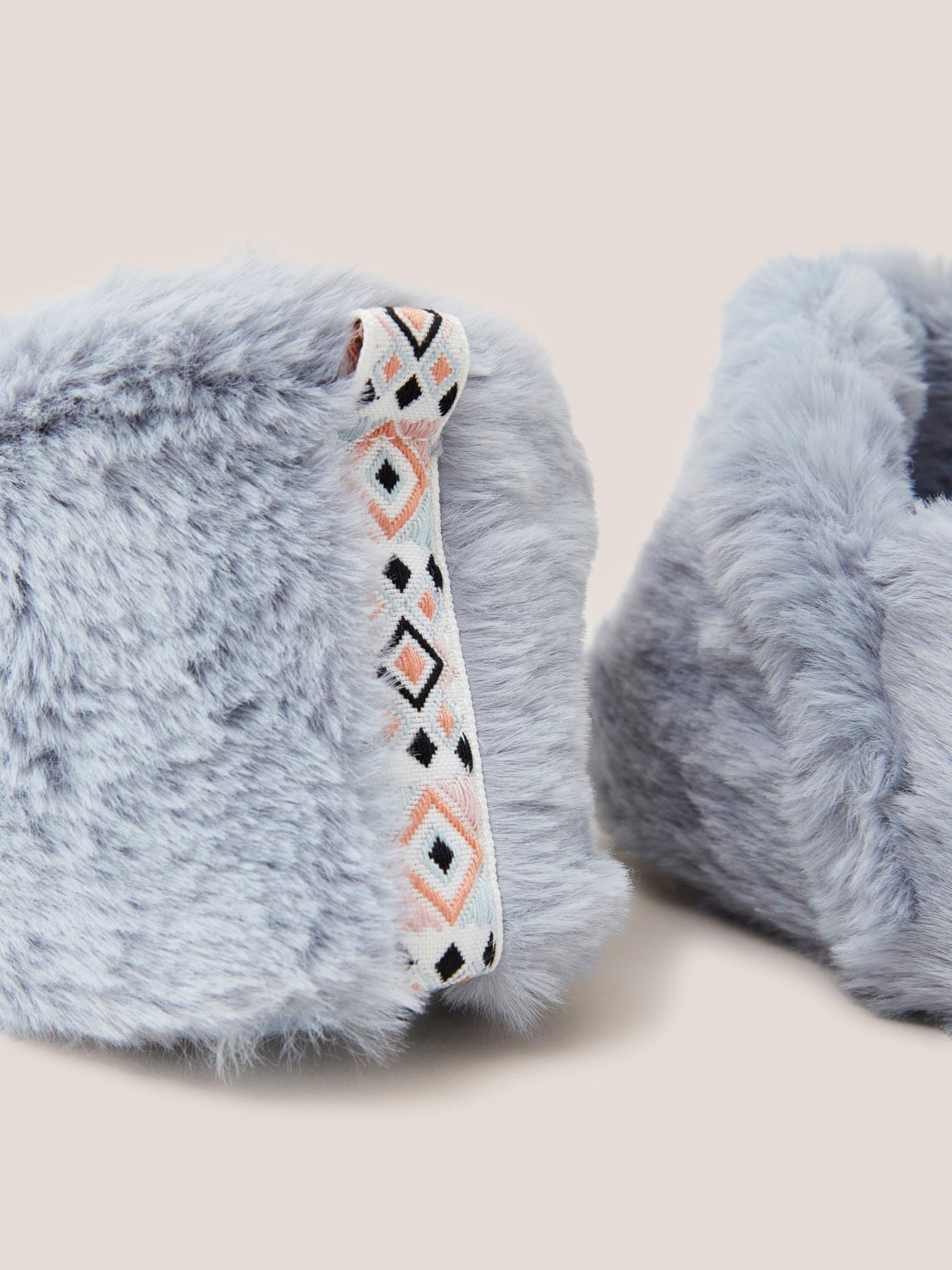 Faux Fur Slipper in LGT BLUE - FLAT DETAIL