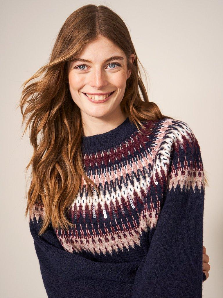 FRANKIE FAIRISLE JUMPER in DARK NAVY - MODEL FRONT