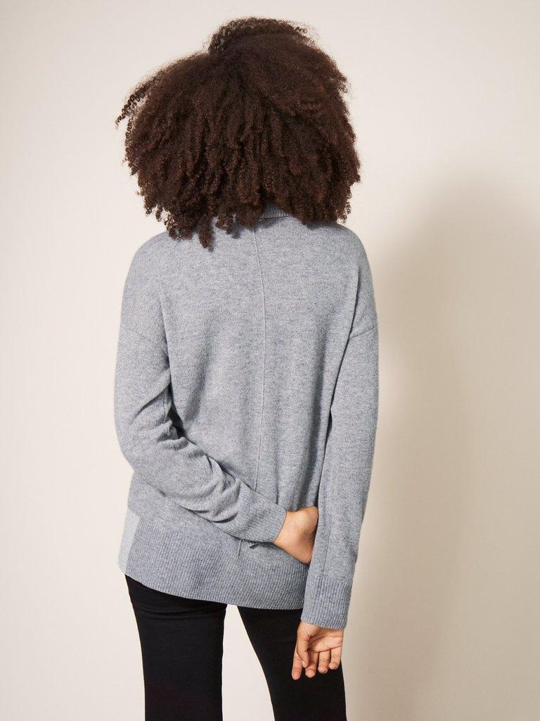 CALLIE H NECK CASHMERE JUMPER in MID GREY - MODEL BACK