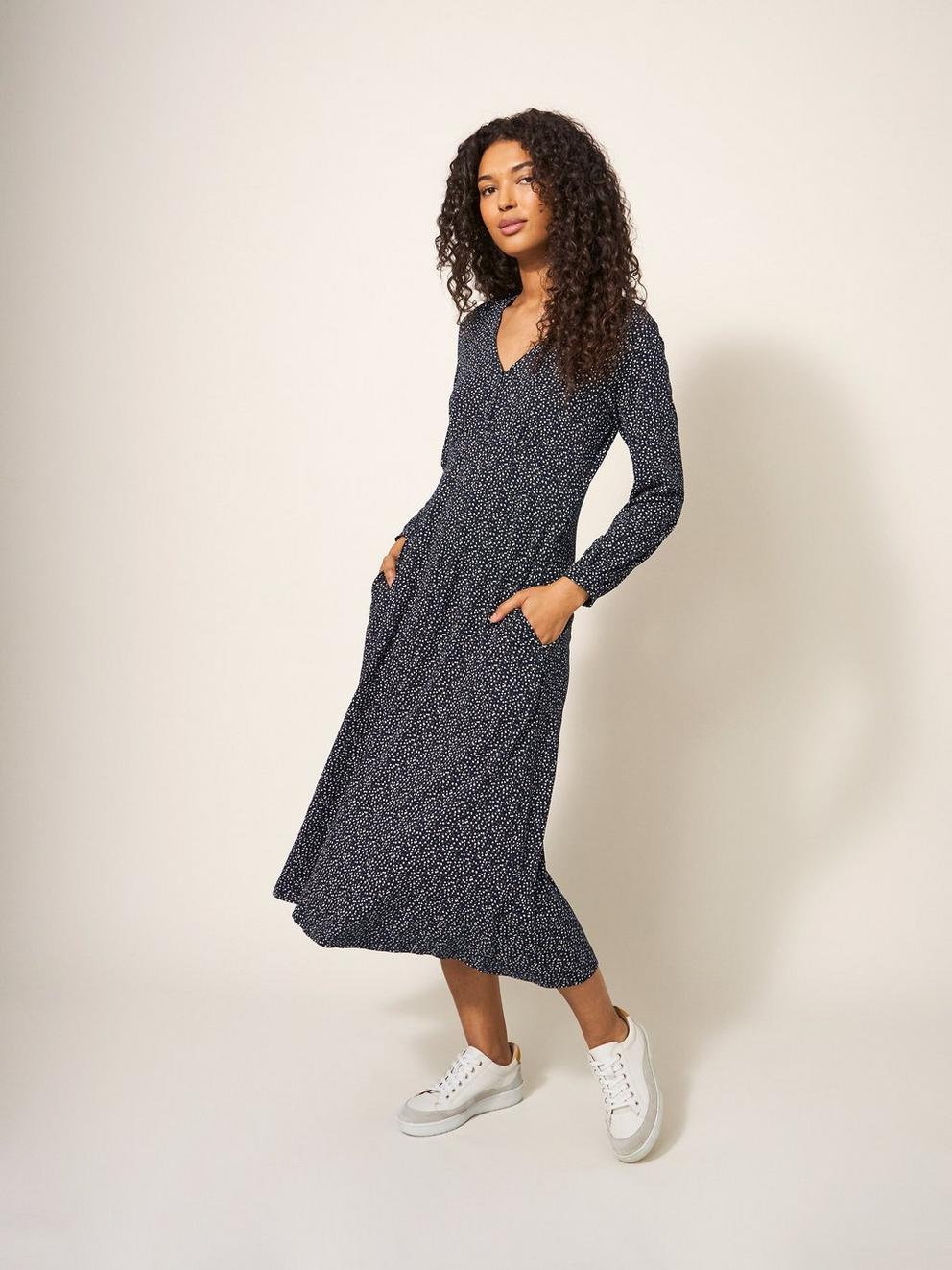 Megan Jersey V Neck Dress in NAVY MULTI - MODEL DETAIL