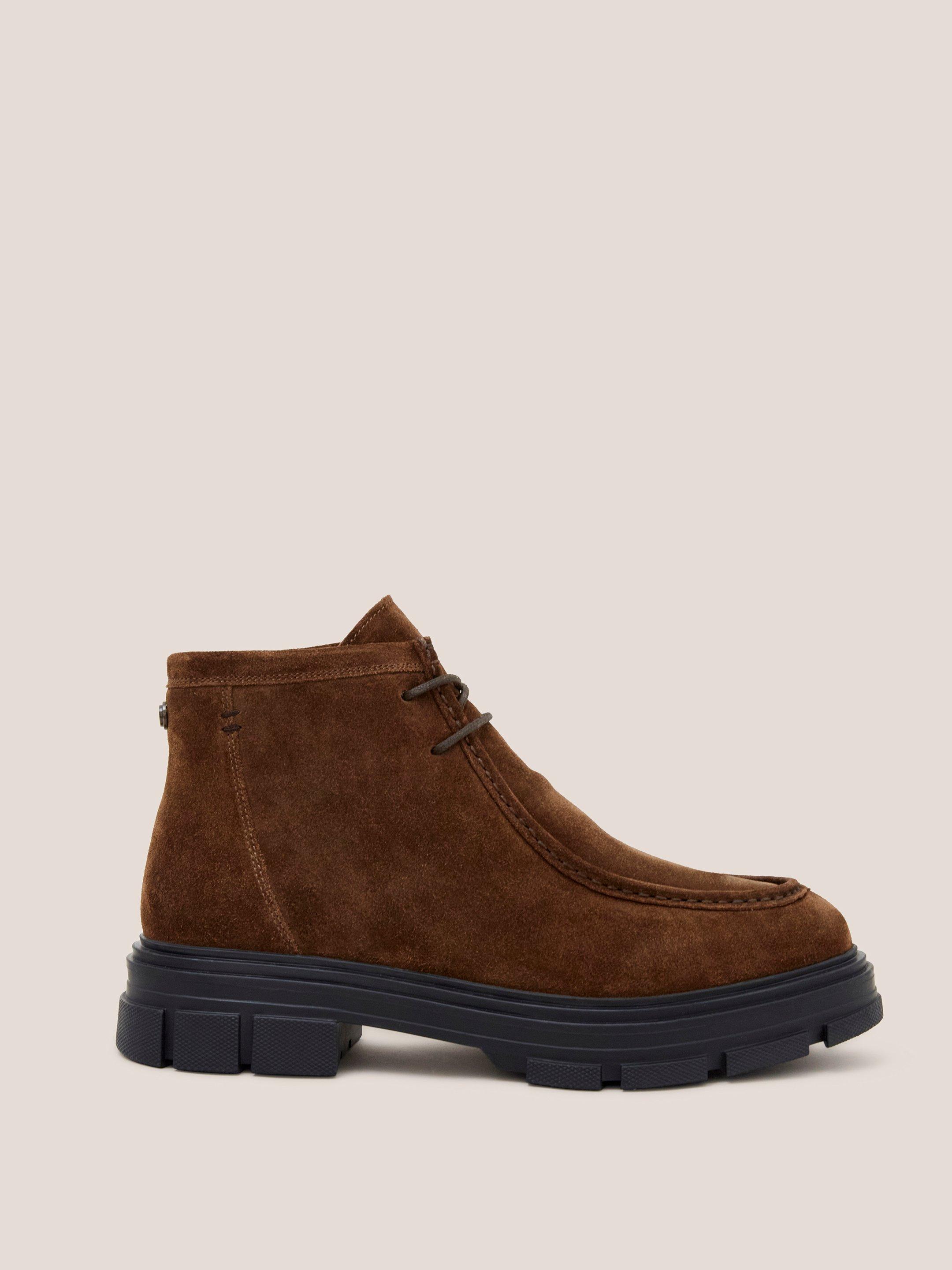 Suede Wallaby Boot in DK BROWN - MODEL FRONT