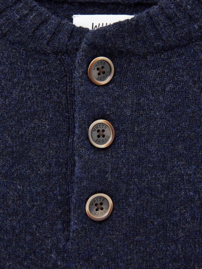Lambswool Long Sleeve Henley in DARK NAVY - FLAT DETAIL