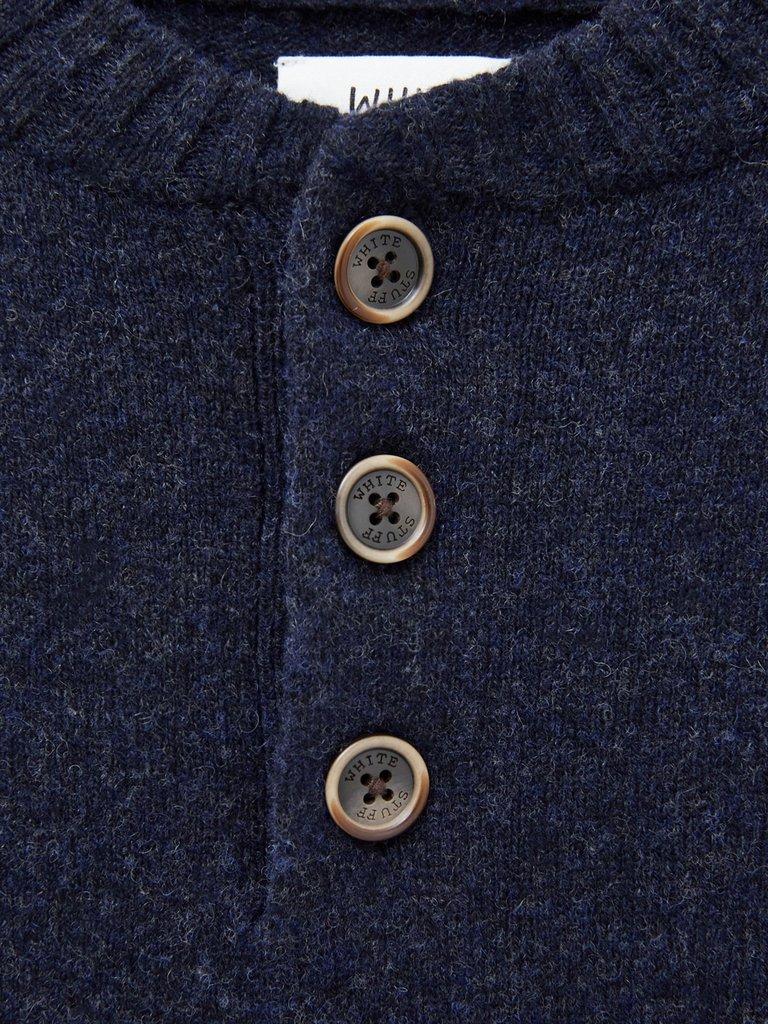 Lambswool Henley in DARK NAVY - FLAT DETAIL