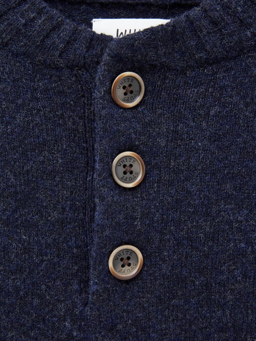 Lambswool Long Sleeve Henley in DARK NAVY - FLAT DETAIL