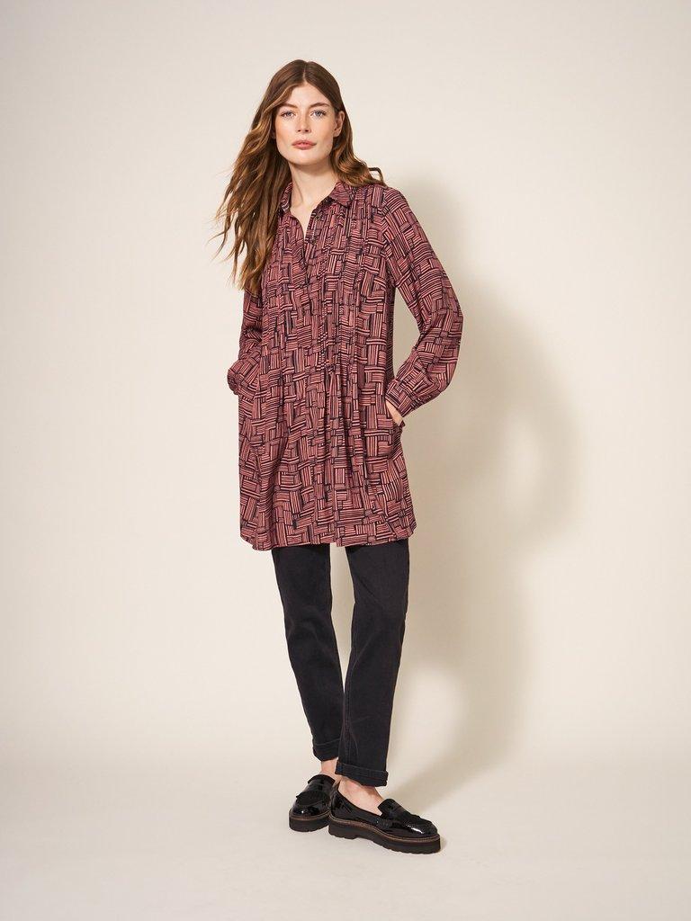 Georgie Shirt Tunic in NAVY MULTI - MODEL DETAIL