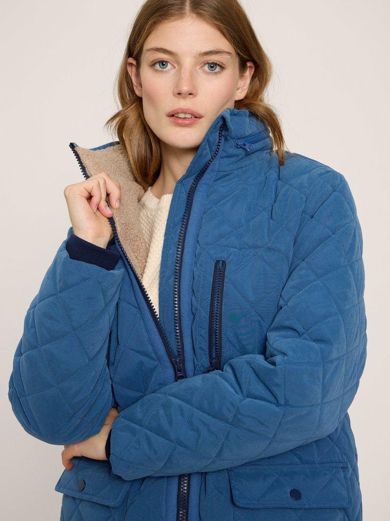 Luckie Coat in MID BLUE - MODEL DETAIL