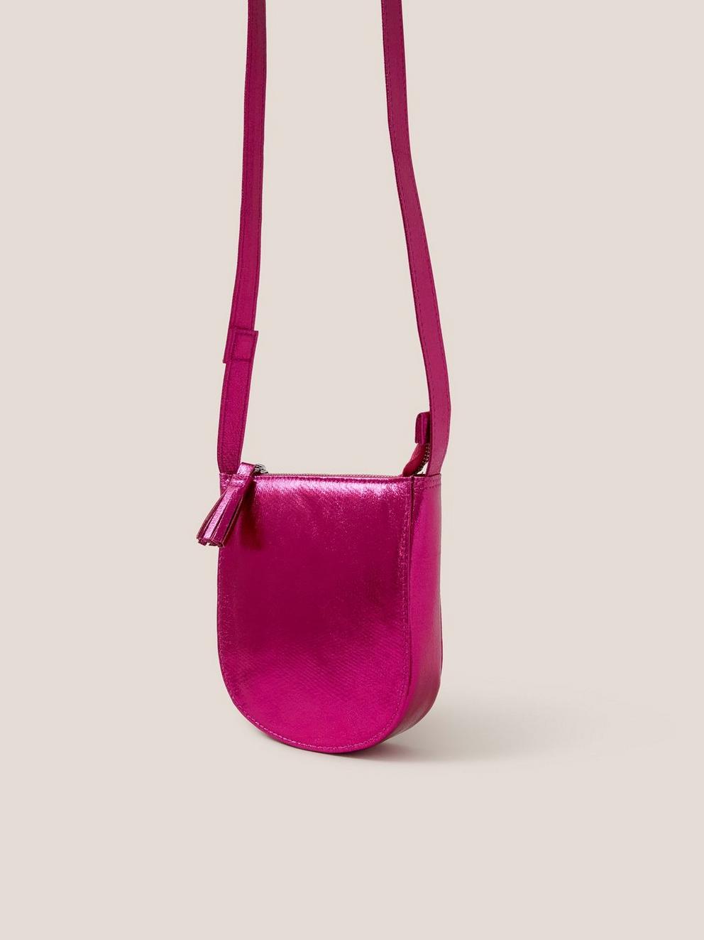 Metallic Bag  in BRT PINK - MODEL FRONT