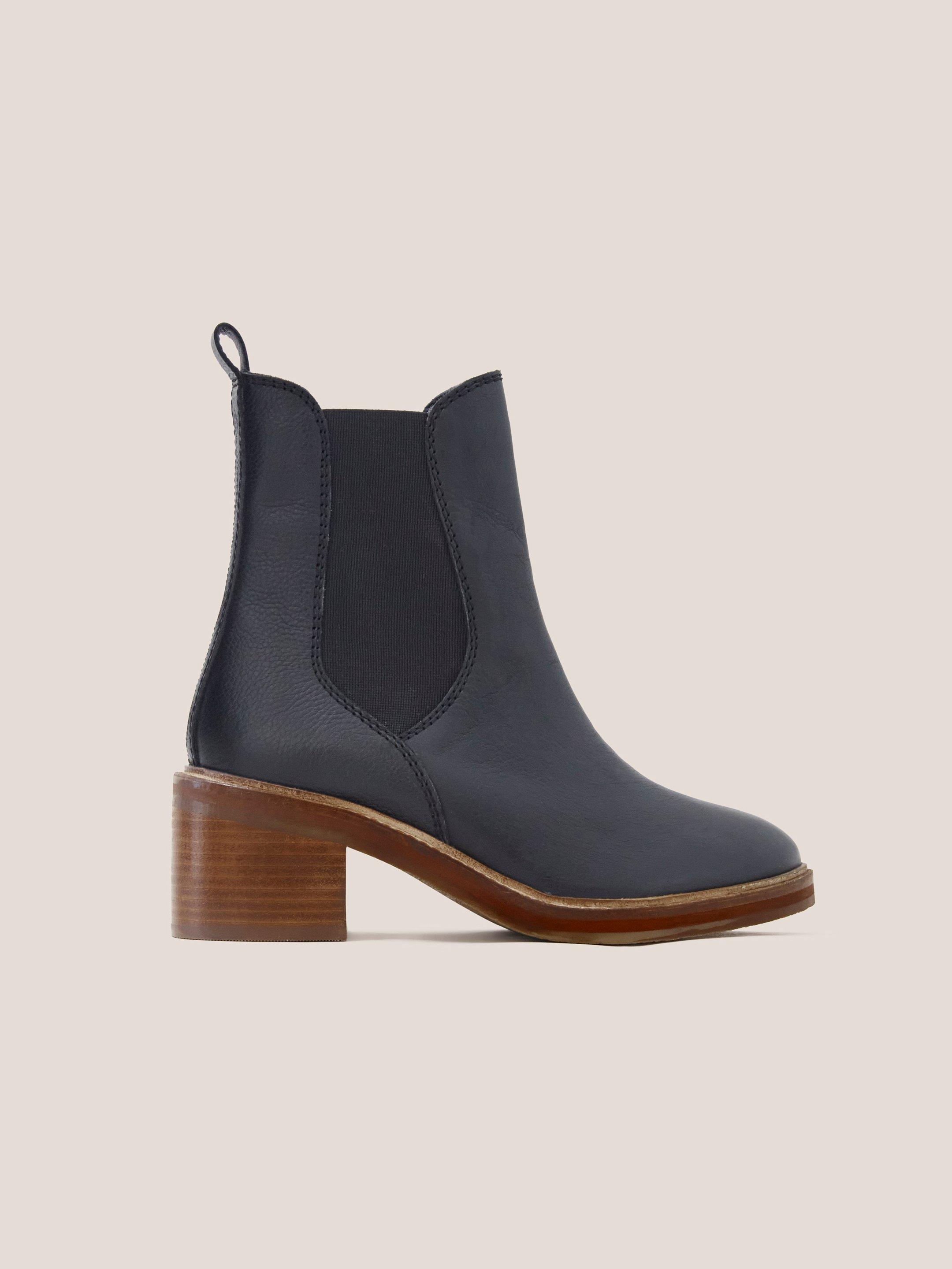Connie Leather Chelsea Boot in PURE BLK - MODEL FRONT