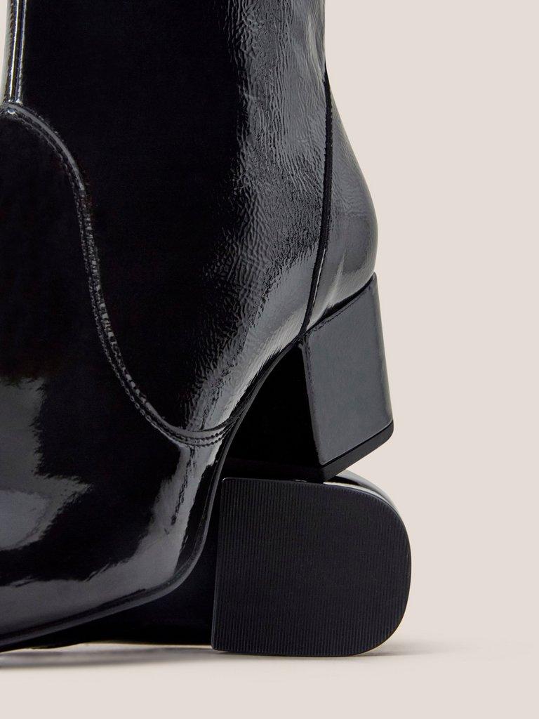 Cilla Patent Mid Heel Boot in PURE BLK - FLAT DETAIL