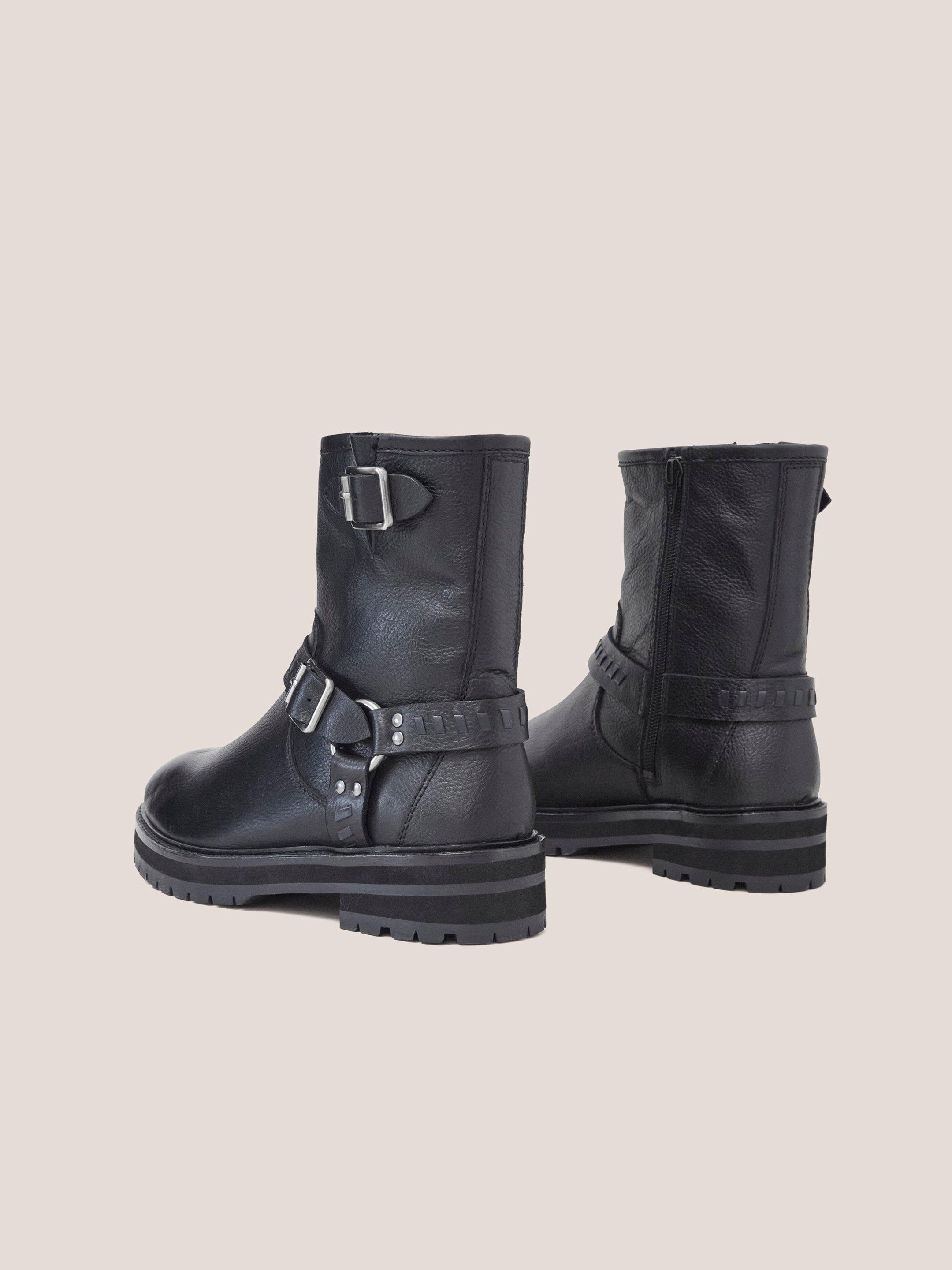 Leather Biker Boot in PURE BLK - FLAT BACK