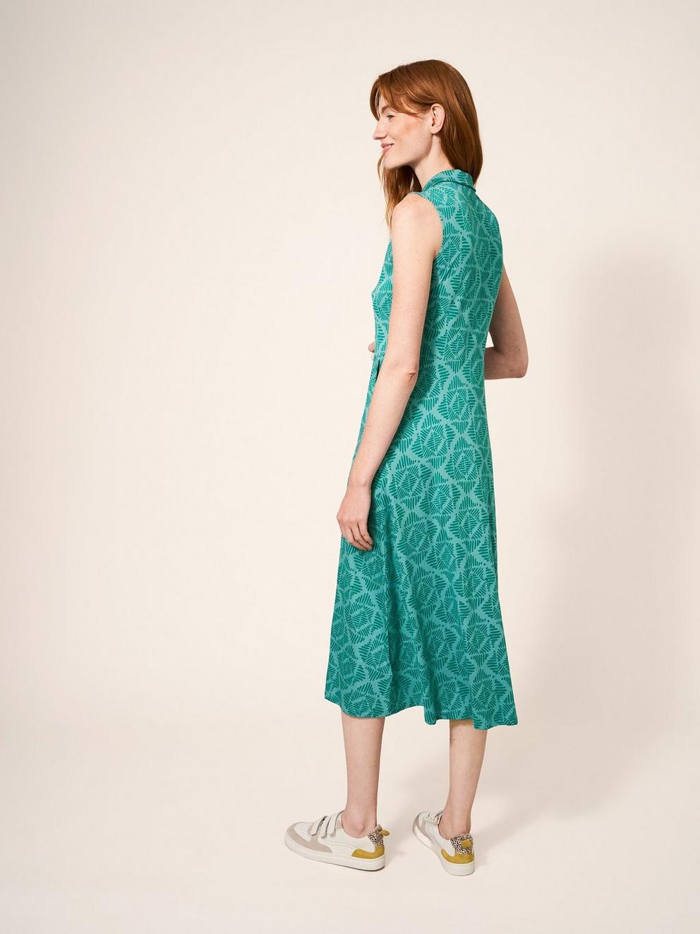 Rua Sleeveless Jersey Shirt Dress in TEAL MLT - MODEL BACK