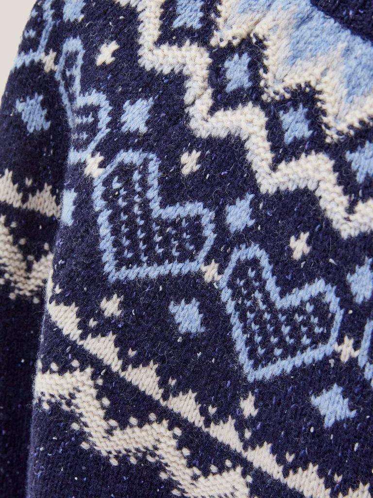HEART LONGLINE FAIRISLE JUMPER in NAVY MULTI - FLAT DETAIL