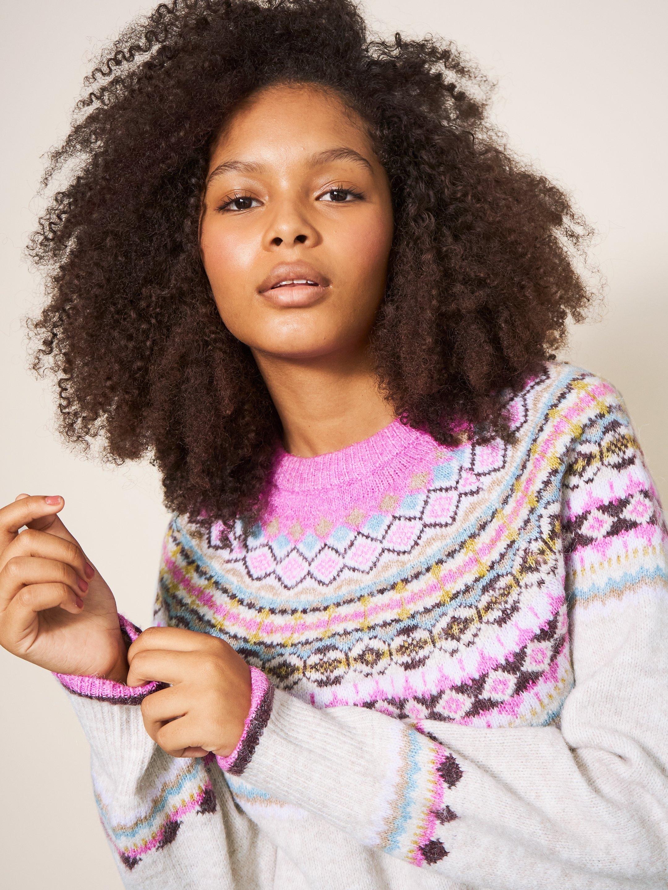 POPPY FAIRISLE JUMPER in WHITE MLT - MODEL DETAIL