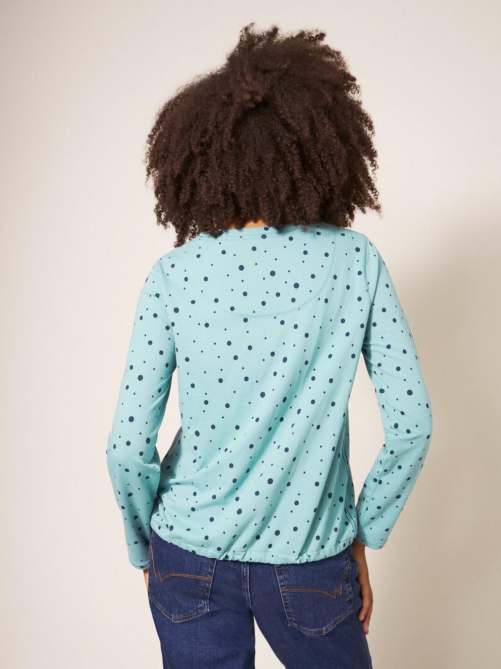 TARA TIE HEM TOP in TEAL MLT - MODEL BACK