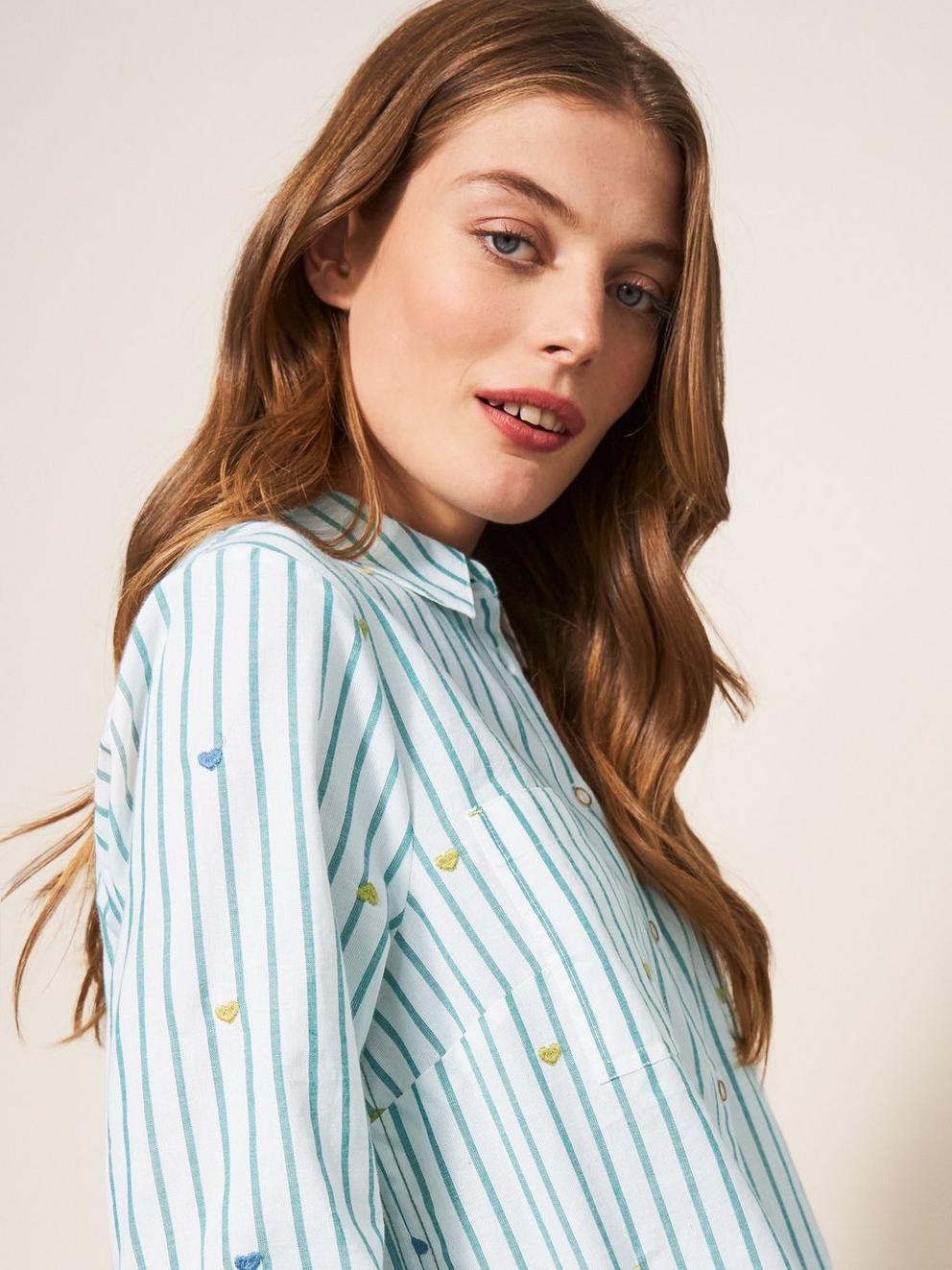 Sophie Shirt in GREEN MLT - MODEL DETAIL