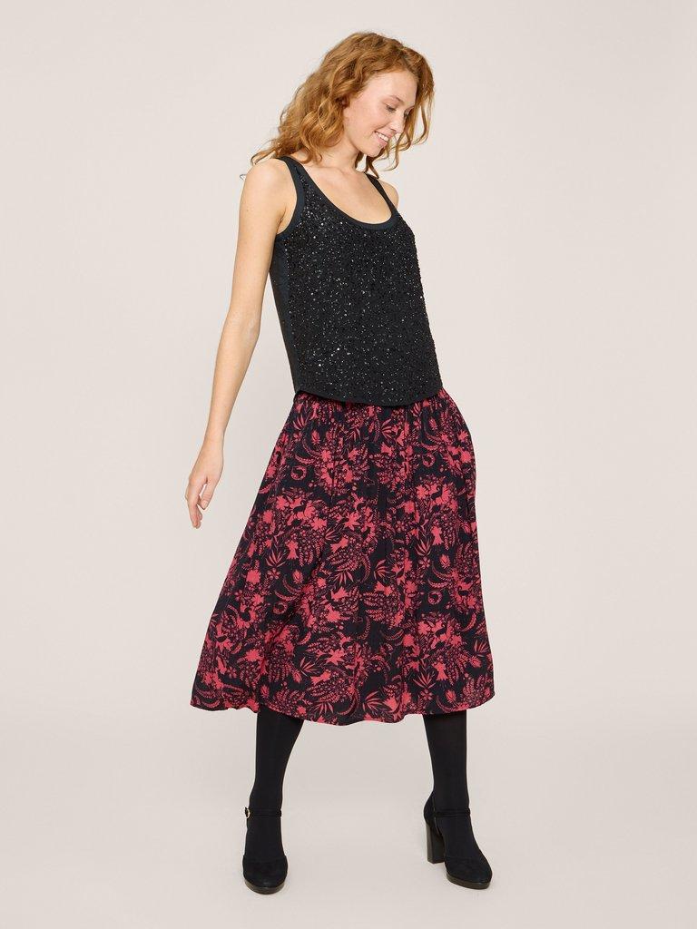 Maeva Midi Skirt in BLK PR - MODEL FRONT