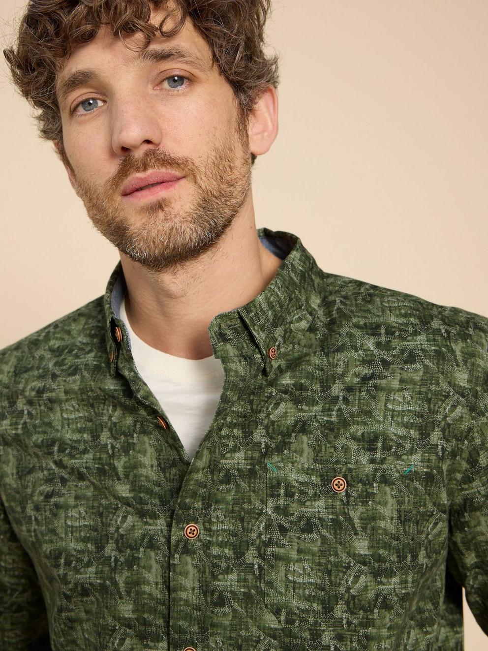 Seaweed Printed Shirt in GREEN PR - MODEL DETAIL