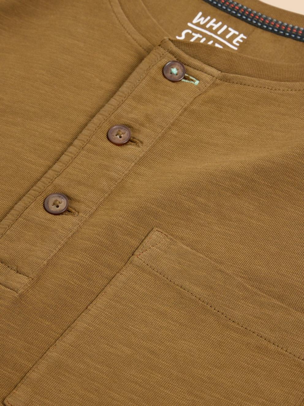 Newton LS Henley in KHAKI GRN - FLAT DETAIL