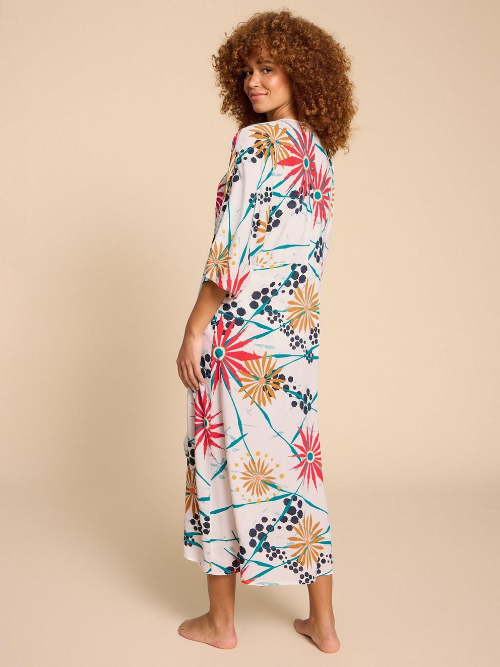 Cleo Relaxed Kimono in IVORY MLT - MODEL BACK