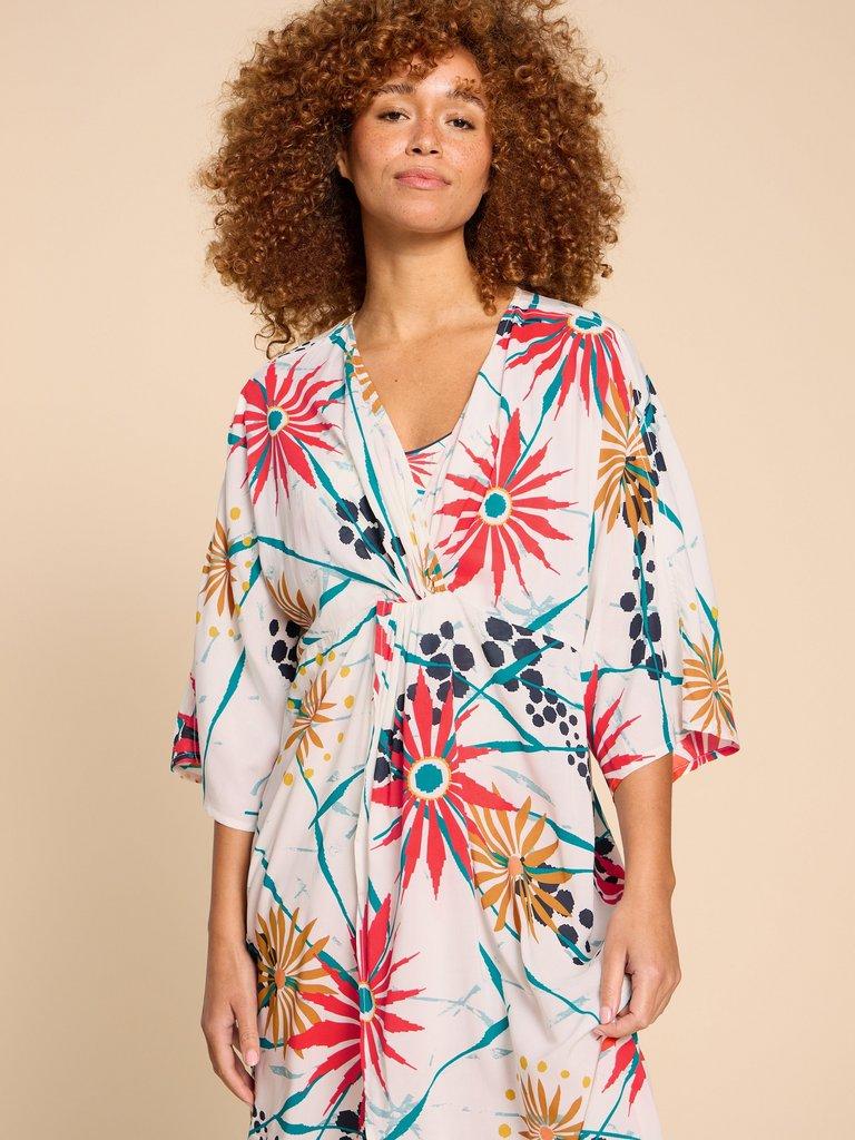 Cleo Relaxed Kimono in IVORY MLT - MODEL DETAIL
