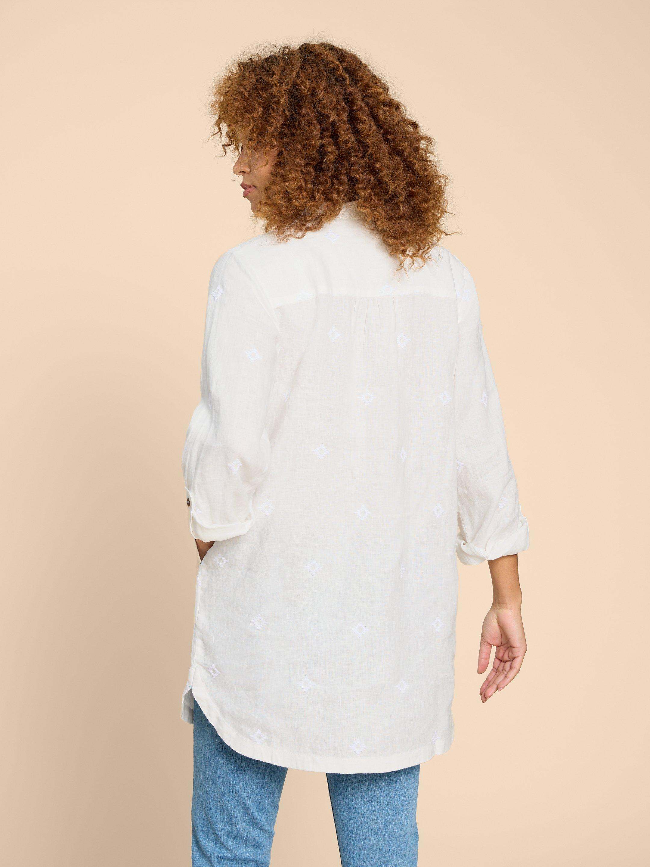 Evelyn Embroidered Linen Tunic in NAT WHITE - MODEL BACK