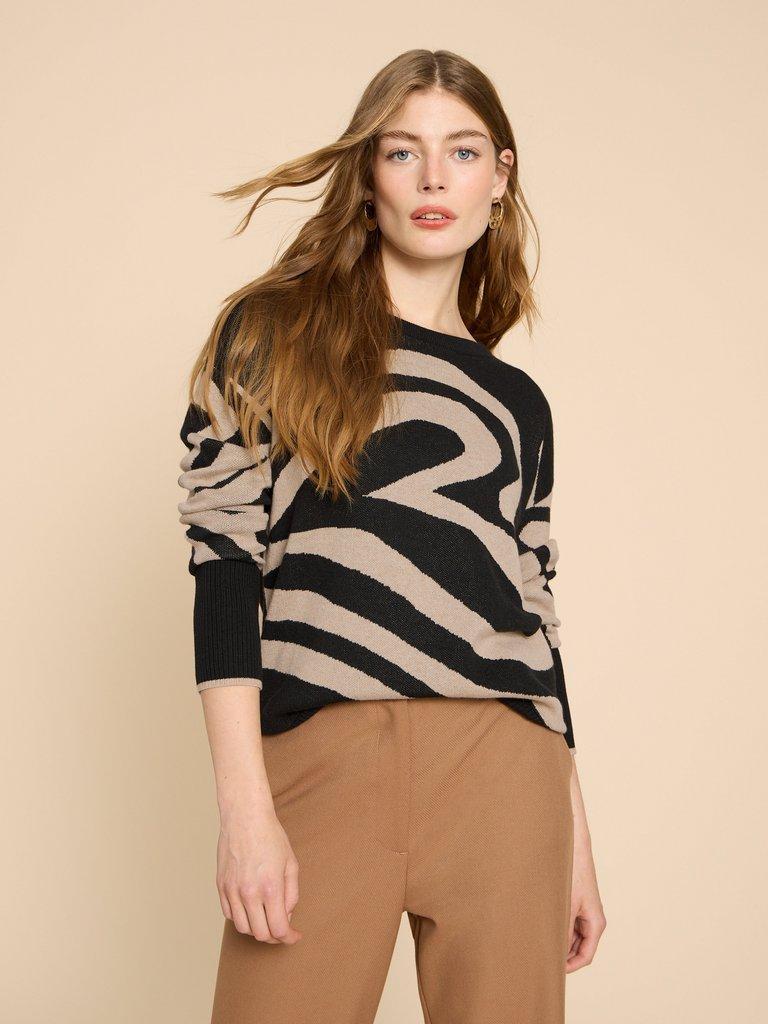 HEART OLIVE JUMPER in BLK MLT - MODEL FRONT