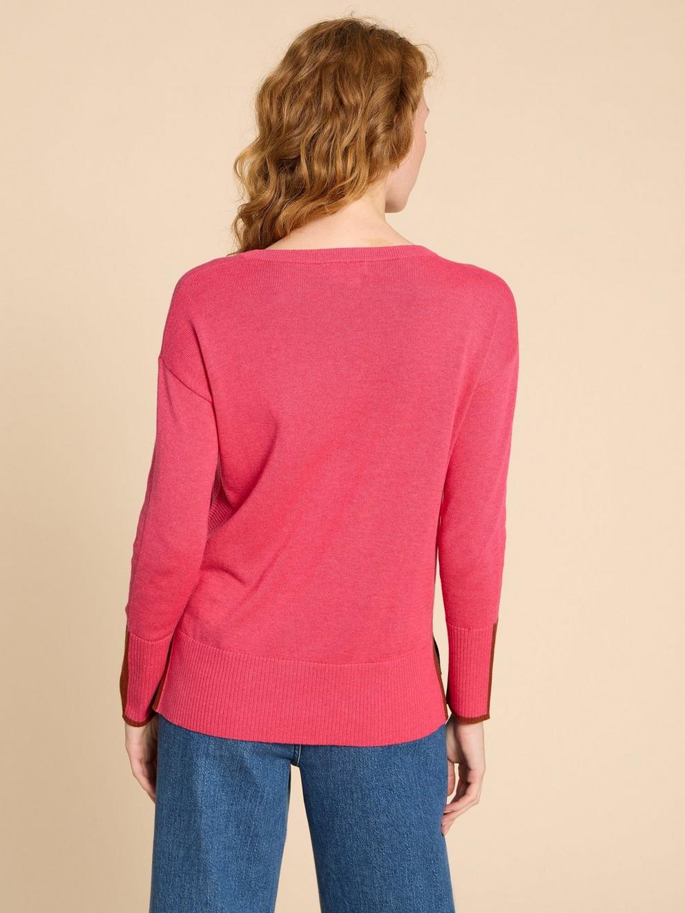 OLIVE CREW JUMPER in BRT PINK - MODEL BACK