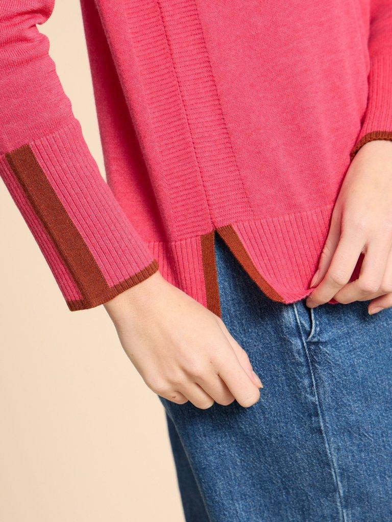 OLIVE CREW JUMPER in BRT PINK - MODEL DETAIL