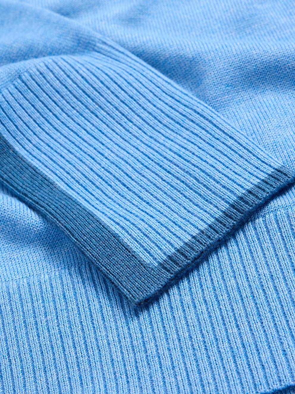 OLIVE CREW JUMPER in CHAMB BLUE - FLAT DETAIL