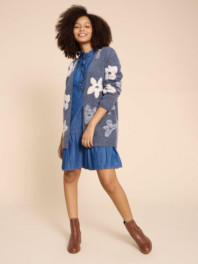 BLOSSOM LONGLINE CARDIGAN in BLUE MLT - MODEL FRONT