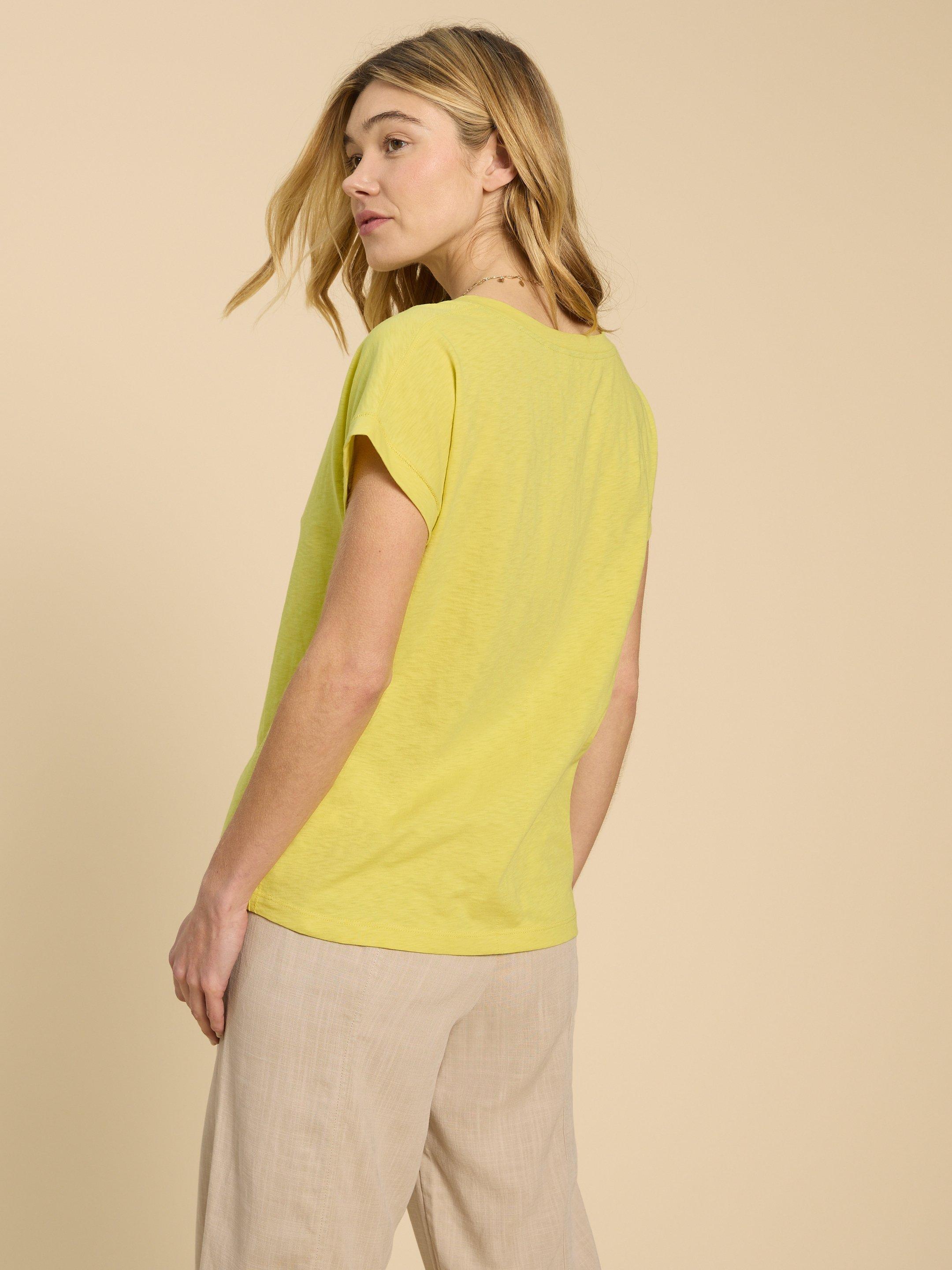 NELLY NOTCH NECK COTTON TEE in BRT YELLOW - MODEL BACK