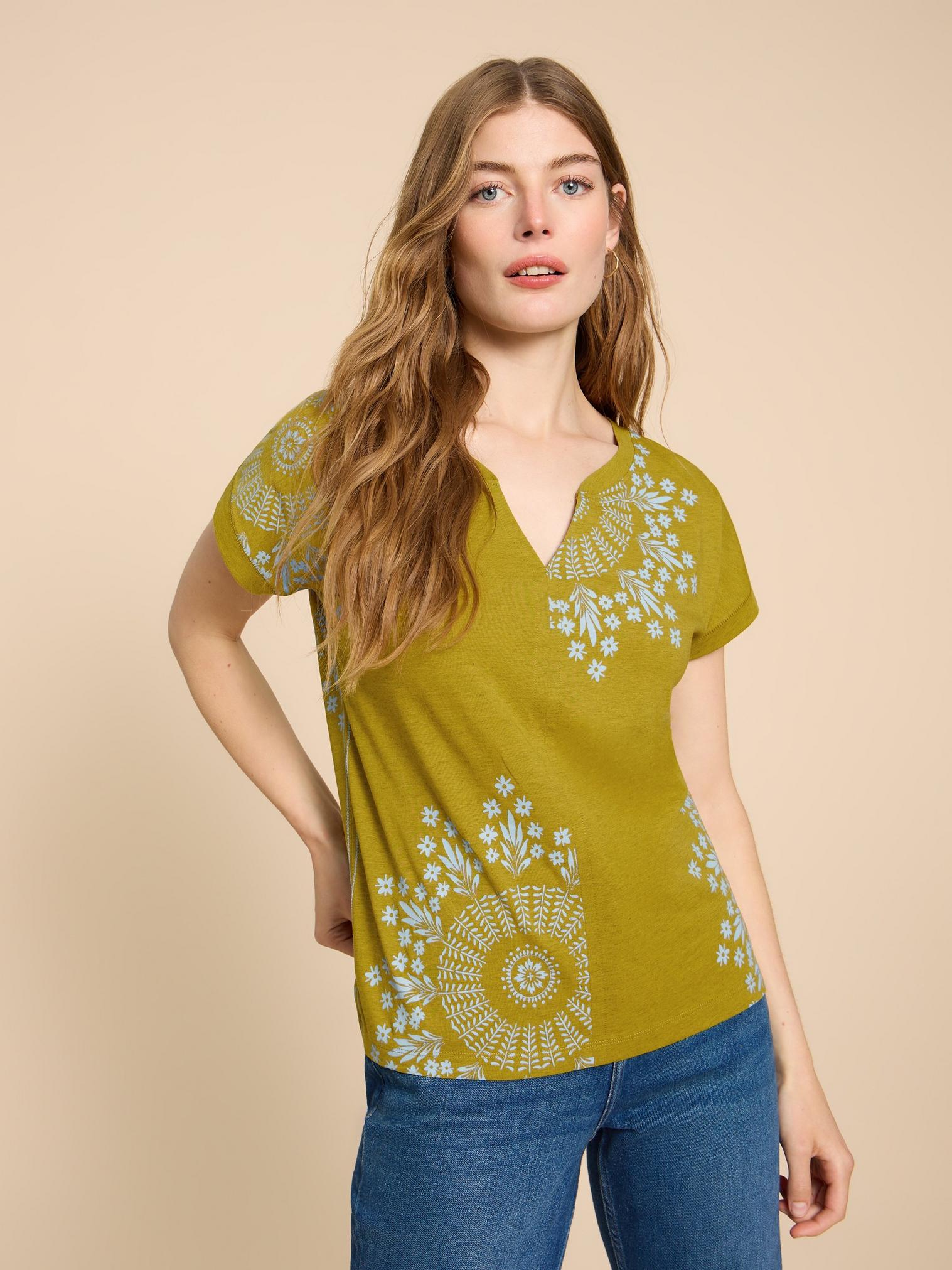 NELLY NOTCH NECK COTTON TEE in CHART PR - LIFESTYLE