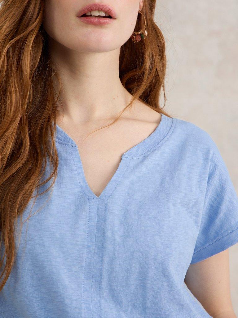 NELLY NOTCH NECK COTTON TEE in LGT BLUE - MODEL DETAIL