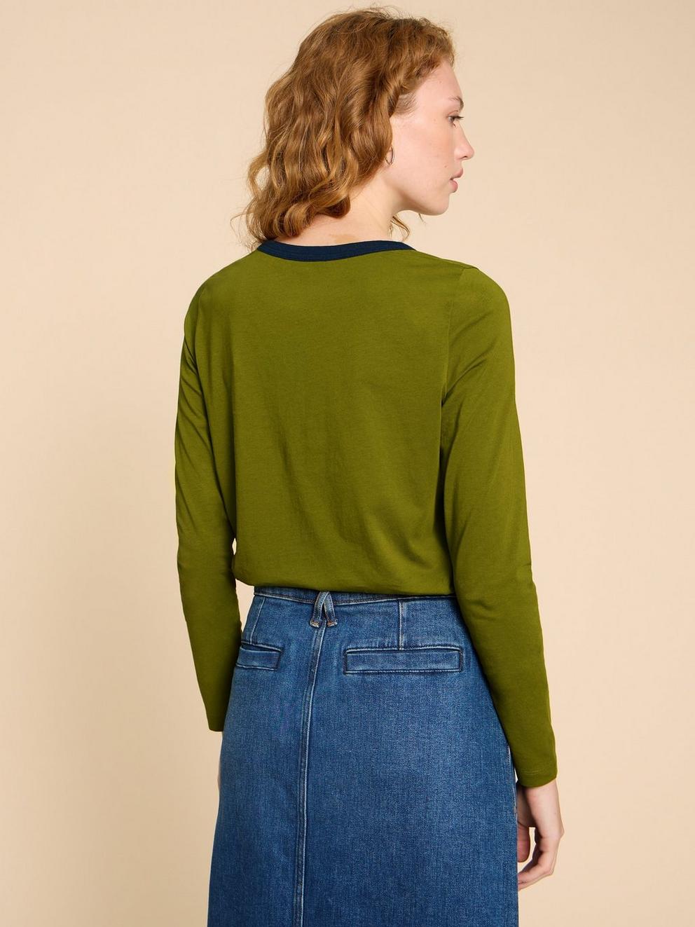 FLORA HENLEY TOP in MID GREEN - MODEL BACK