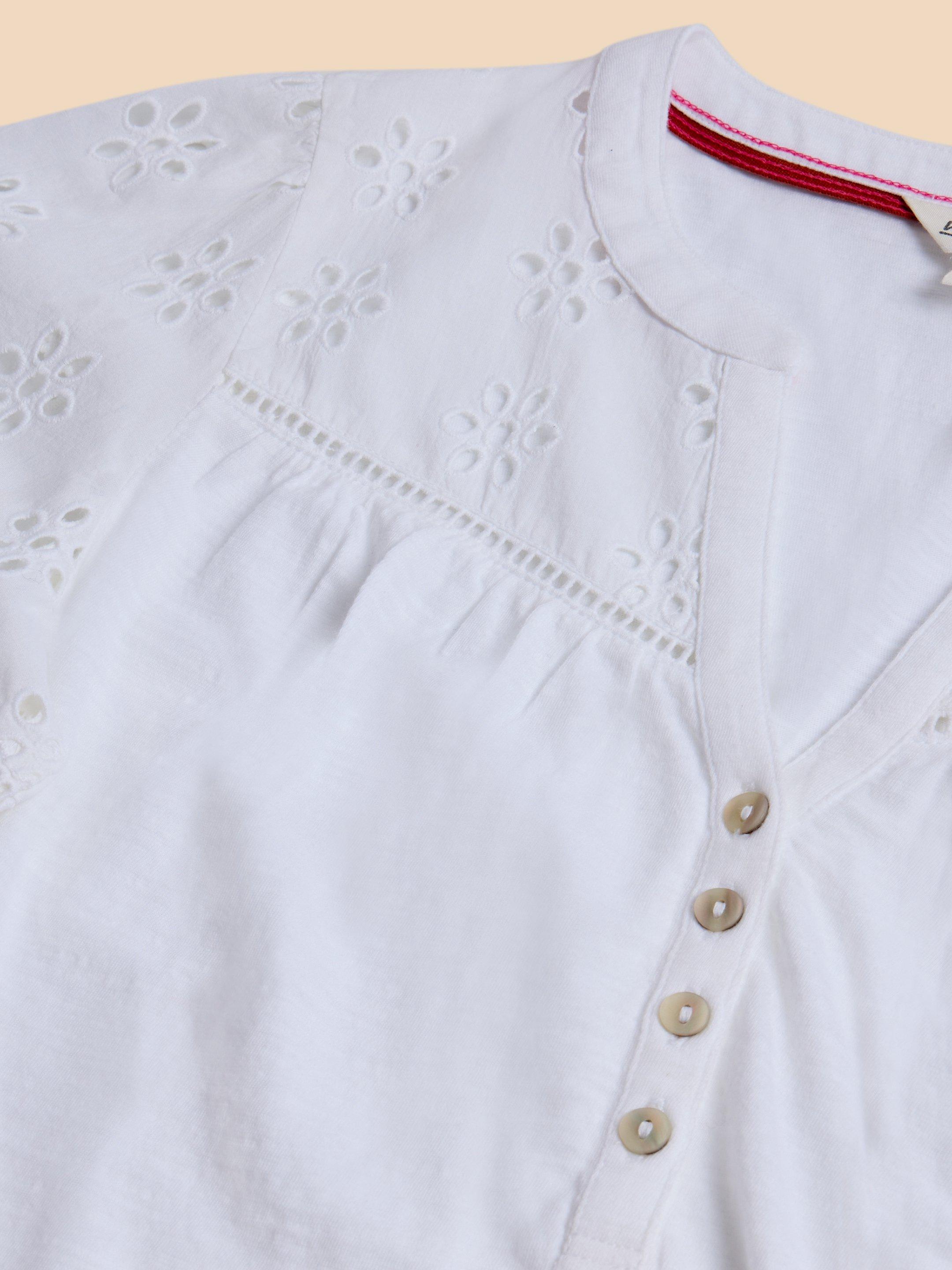 BELLA BRODERIE MIX TOP in BRIL WHITE - FLAT DETAIL