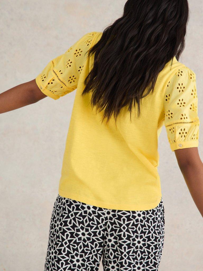 BELLA BRODERIE MIX TOP in BRT YELLOW - MODEL BACK