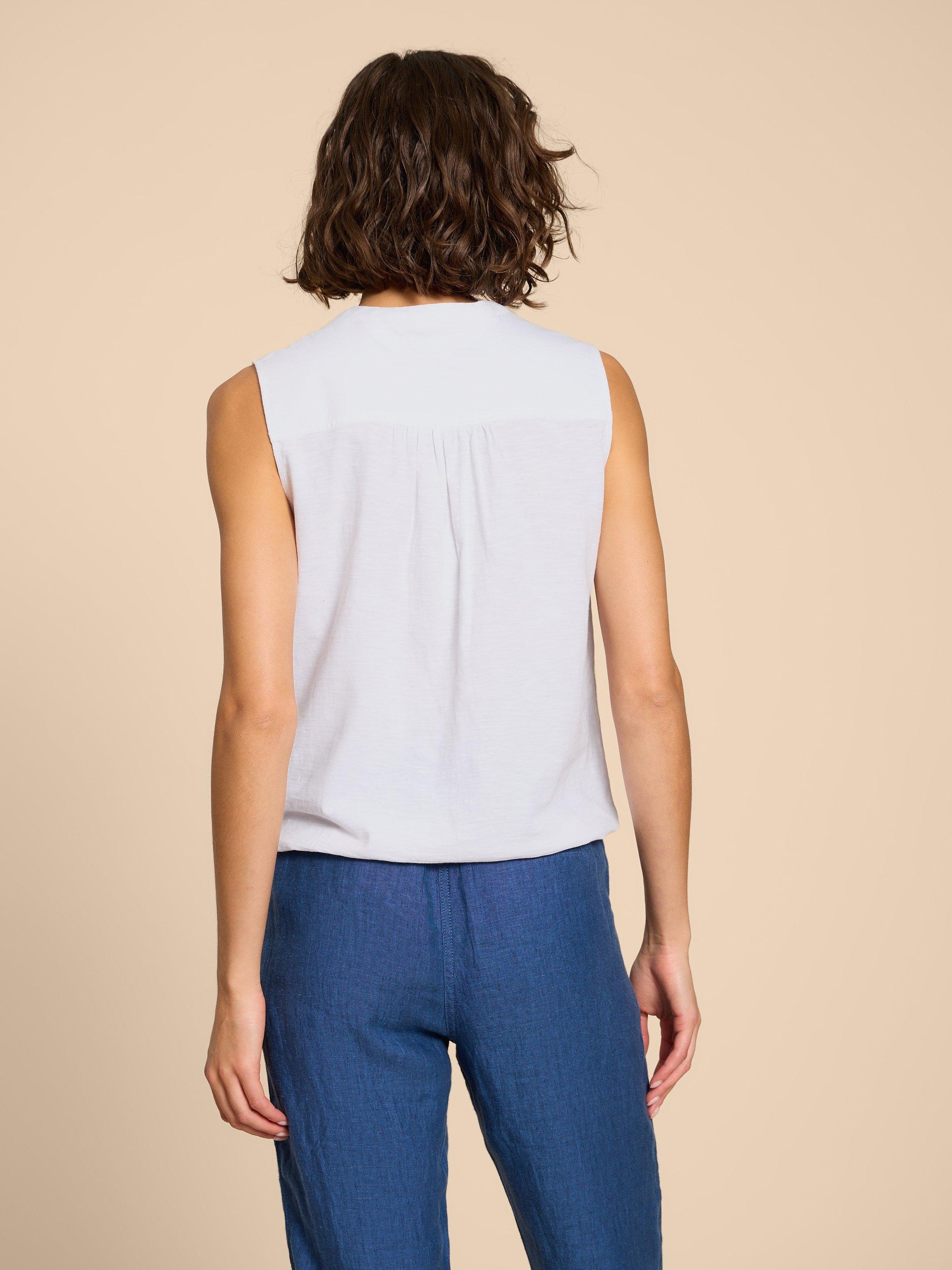Black Colour Laurel shirt Ivory