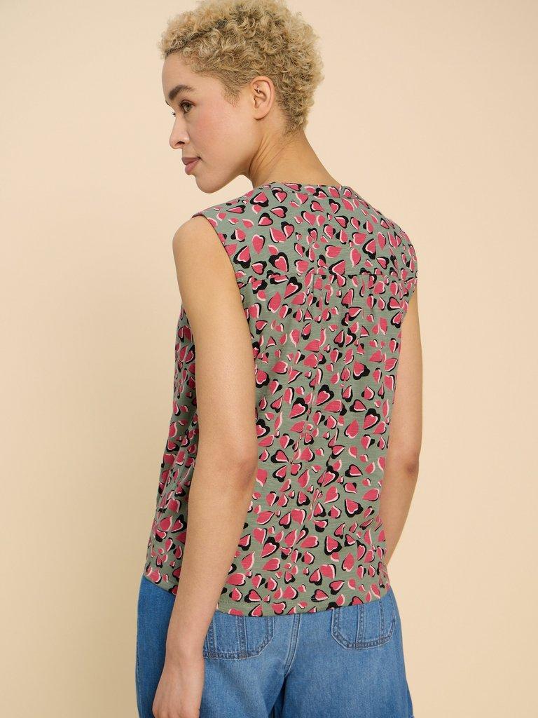 TULIP JERSEY SLEEVELESS SHIRT in TEAL PR - MODEL BACK