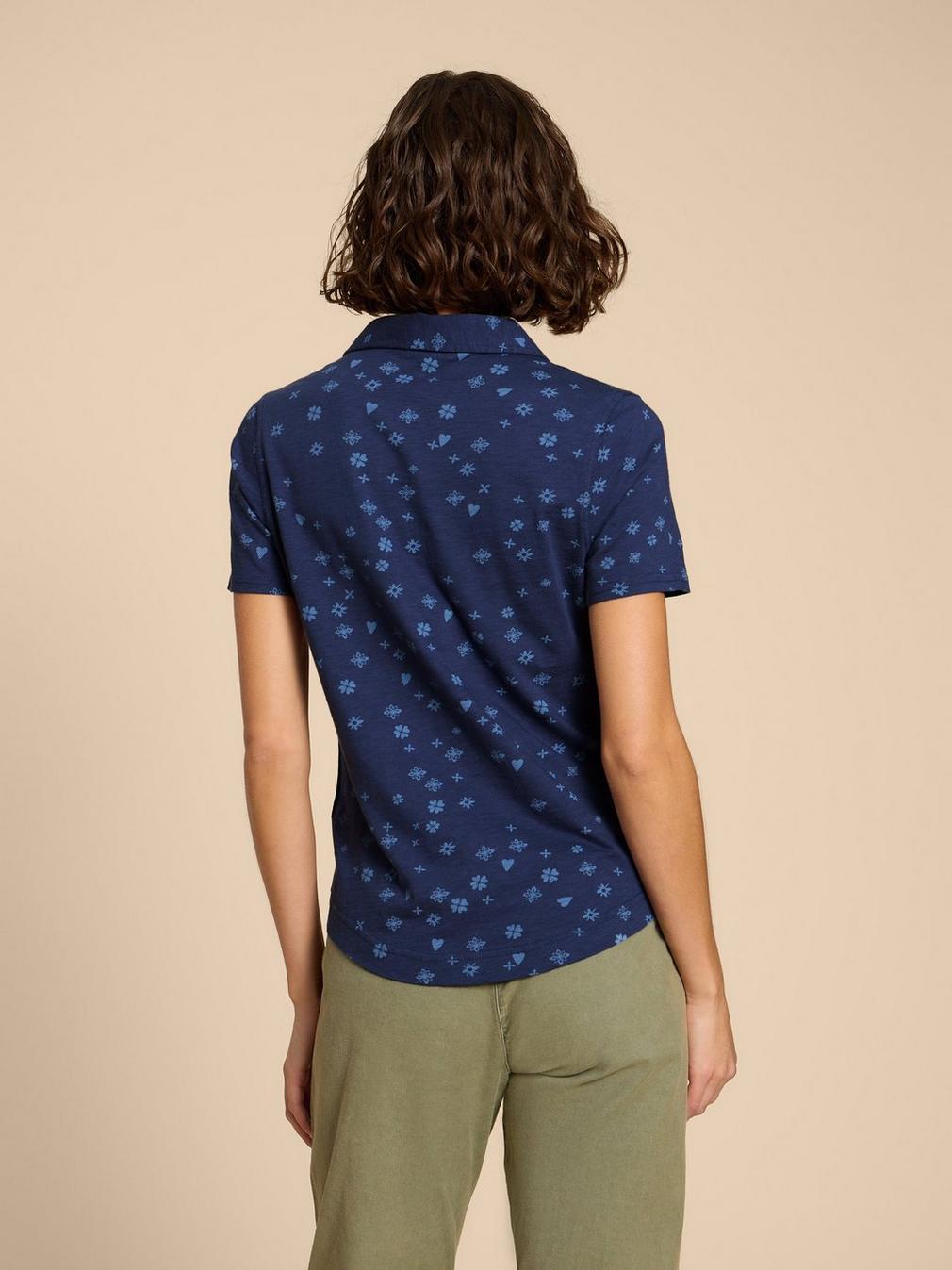 PENNY POCKET SHIRT in NAVY PR - MODEL BACK