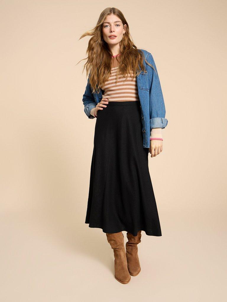 Clemence Linen Blend Skirt in PURE BLK - LIFESTYLE